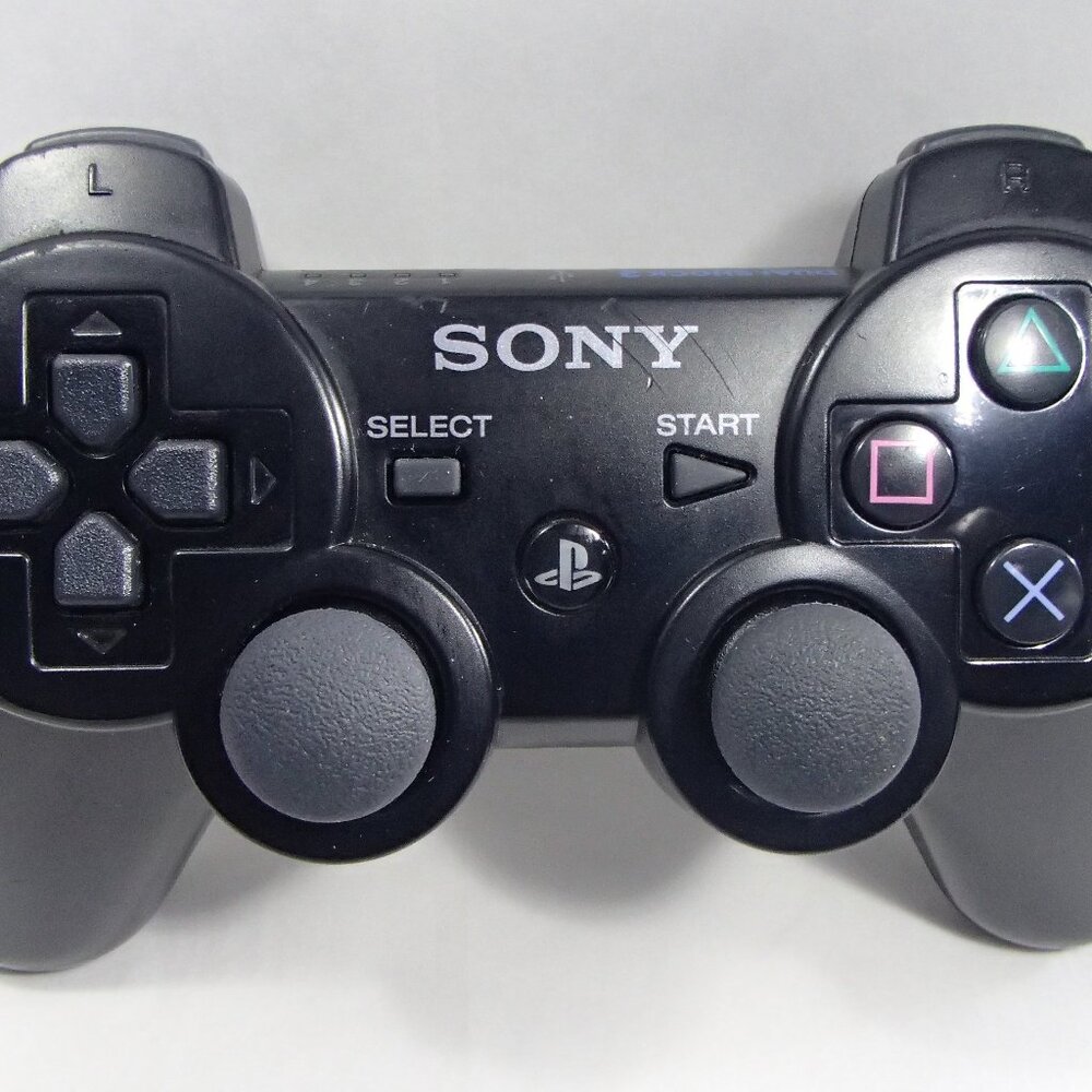 Sony CECHZC2U Playstation 3 Controller Used no chager cable